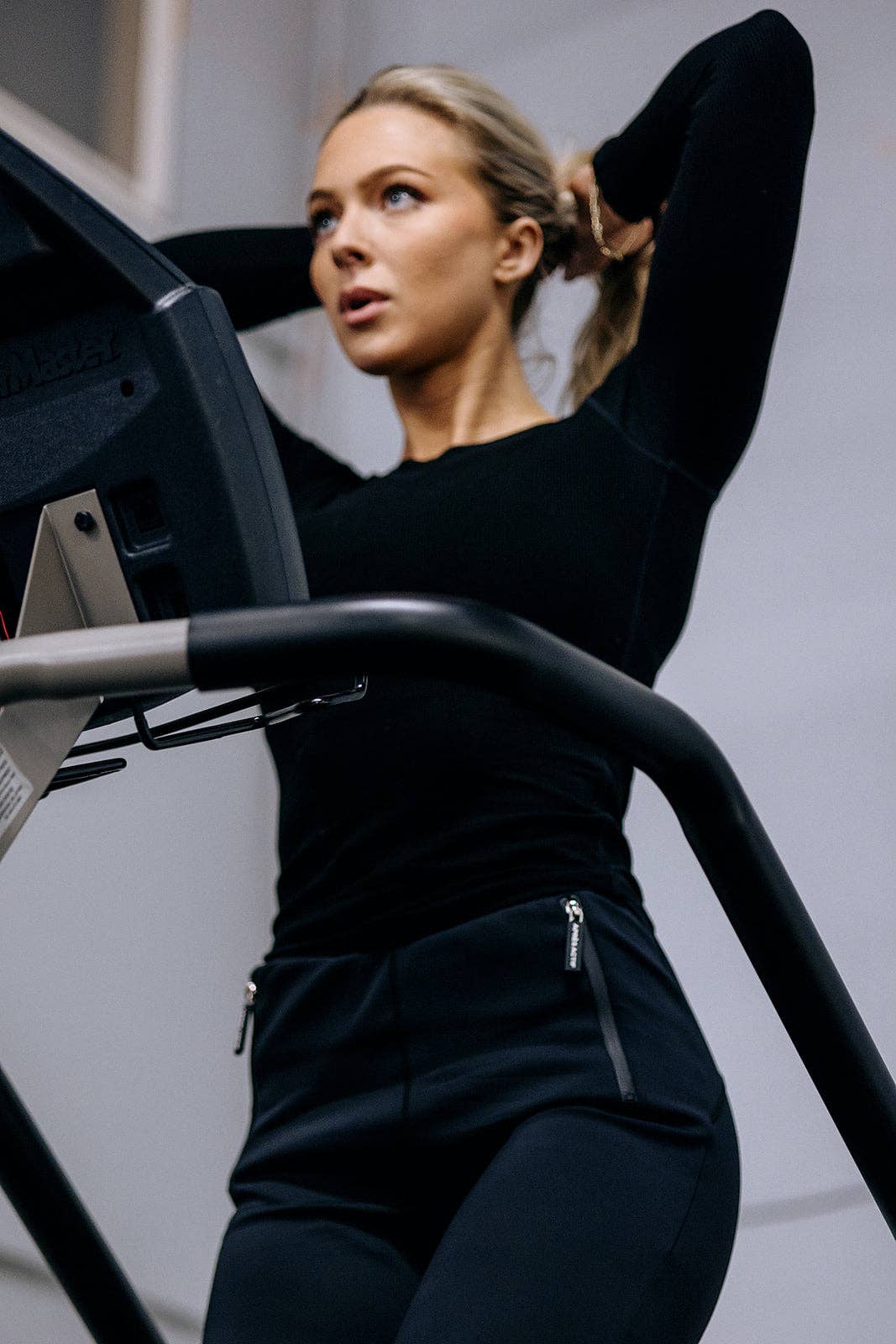 Essential Ribbed Long Sleeve — Black