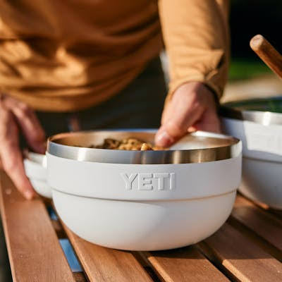 YETI Rambler Insulated Bowl 2 QTS / 1.9 L