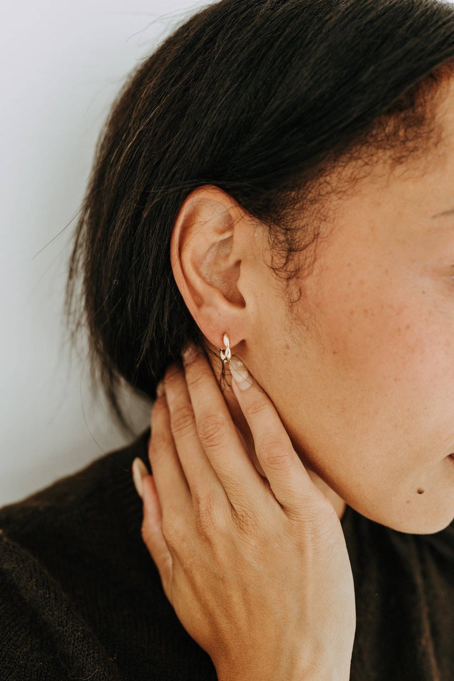 Marquise Huggies Gold Link Hoop Earrings
