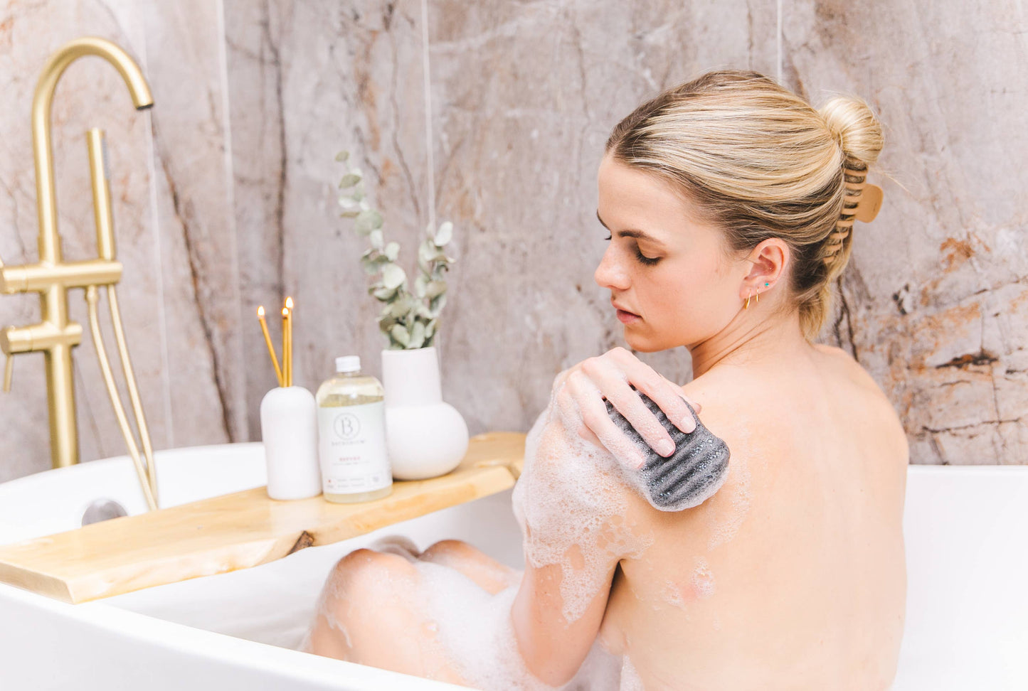 Konjac Bamboo Charcoal Body Sponge