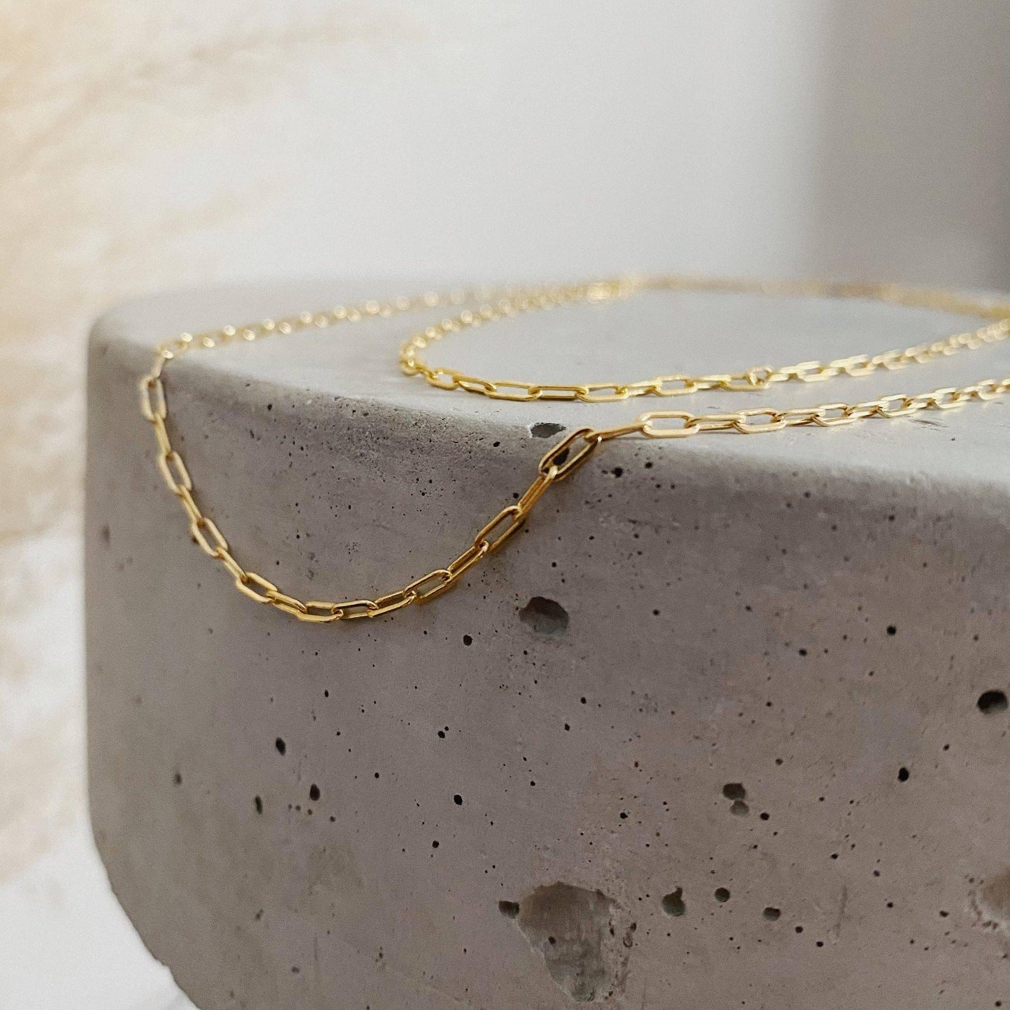 Petite Paperclip Necklace - Gold