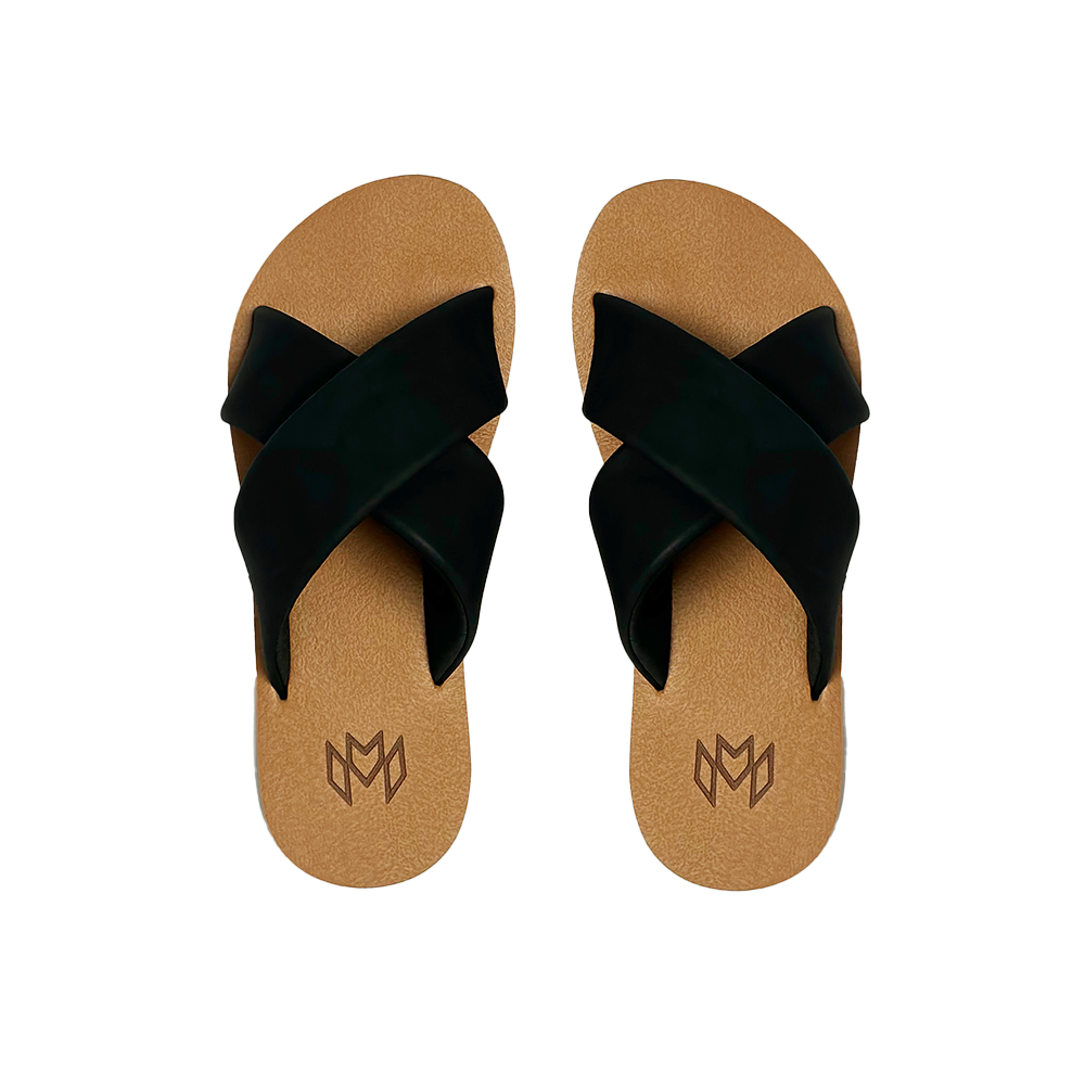 Ellie_Cross_Jet_the_county_emporium