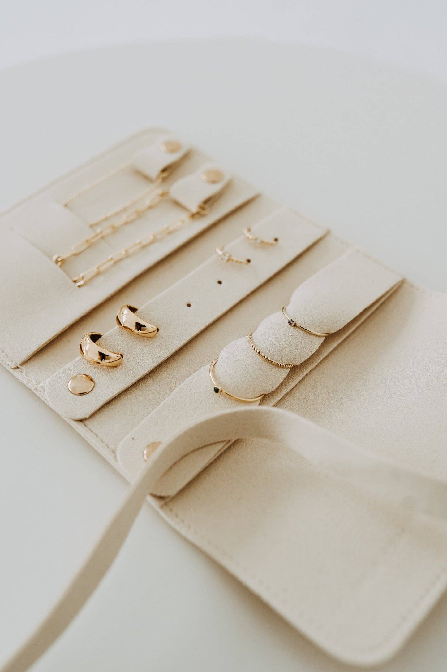 Weekender Jewelry Case Travel Organizer Ivory