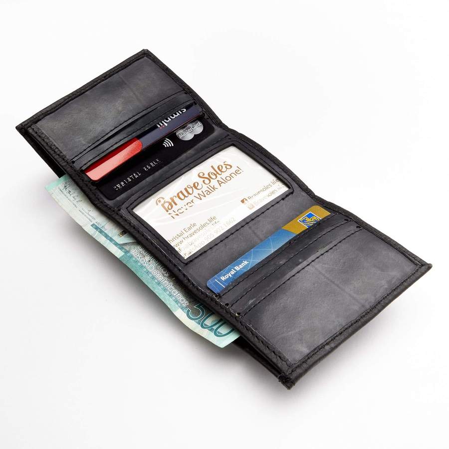 The Edwin Men's Trifold Leather Wallet