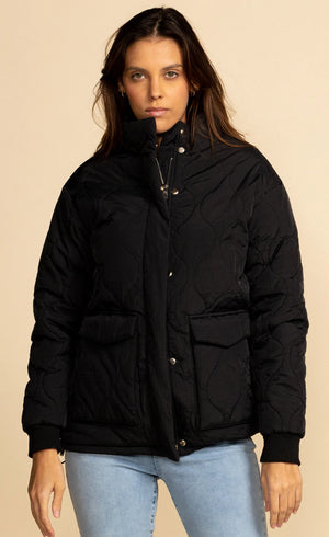 
                
                    Load image into Gallery viewer, Melody Quilted Jacket
                
            