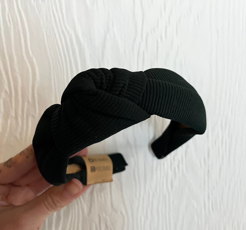 The Crown Co: Twisted Knot Hairband